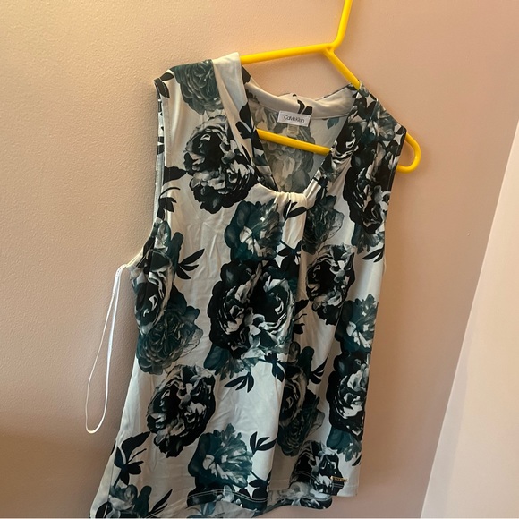 Calvin Klein Flowery tank top size Large Good used condition - Picture 6 of 7